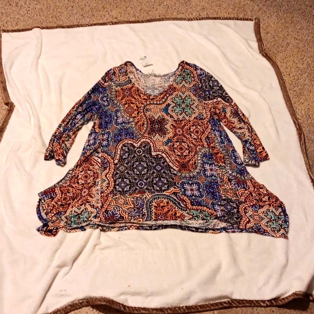 XXL paisley design shirt.